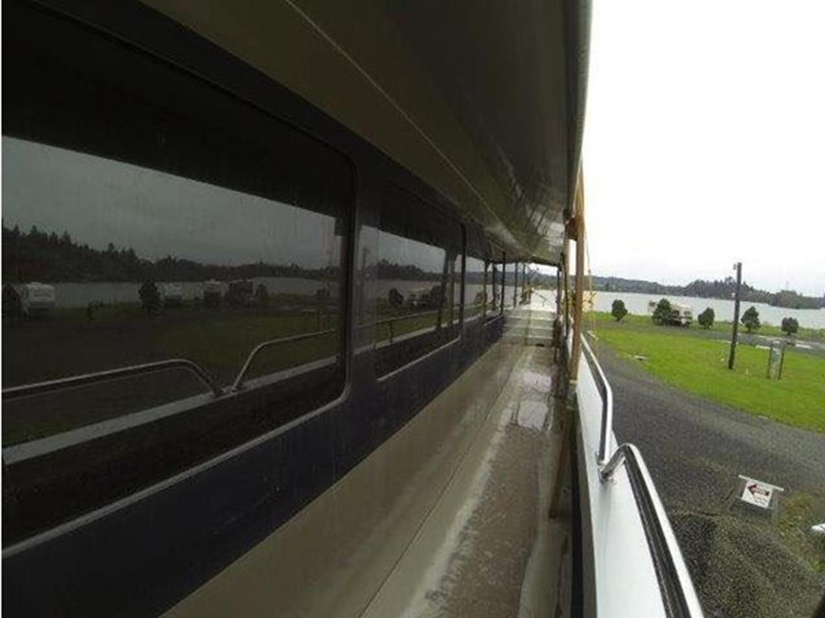 a train on the railway tracks aboard 2023 PDIGREE CAT BLOOMFIELD Yacht for Sale