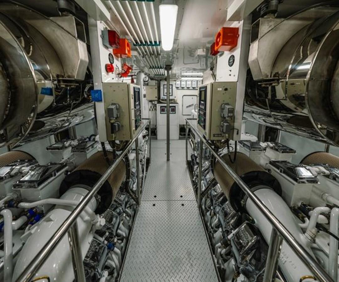 a room with machinery aboard 2003 BAGLIETTO 38M FAST FLY Yacht for Sale