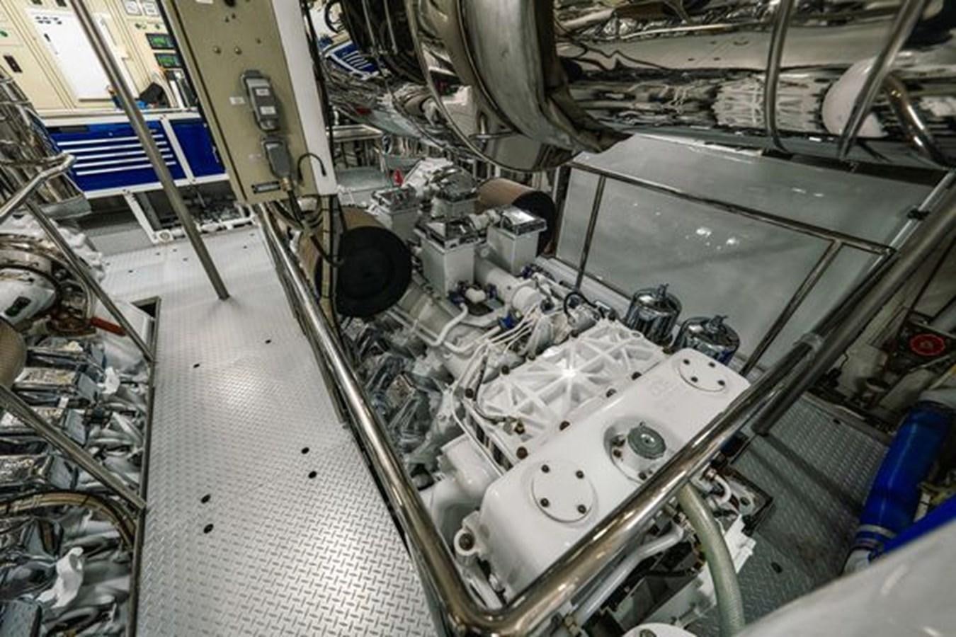 a large machine with many wires aboard 2003 BAGLIETTO 38M FAST FLY Yacht for Sale