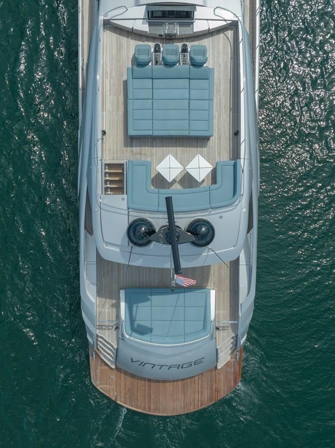 a small radio in a grassy area aboard VINTAGE Yacht for Sale