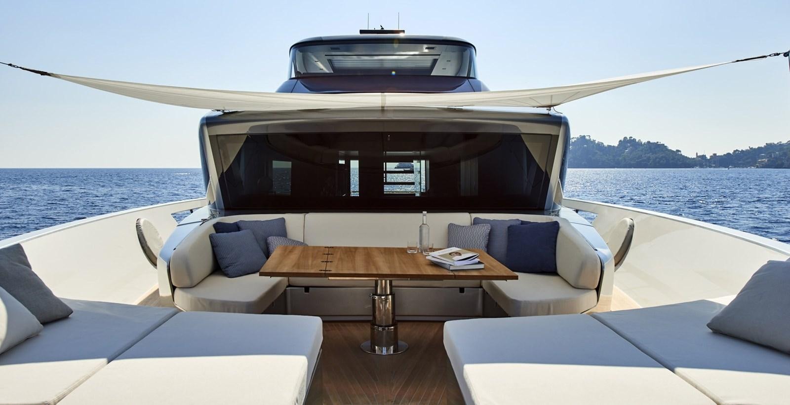 a boat on the water aboard 2022 SANLORENZO SX88 #85 Yacht for Sale