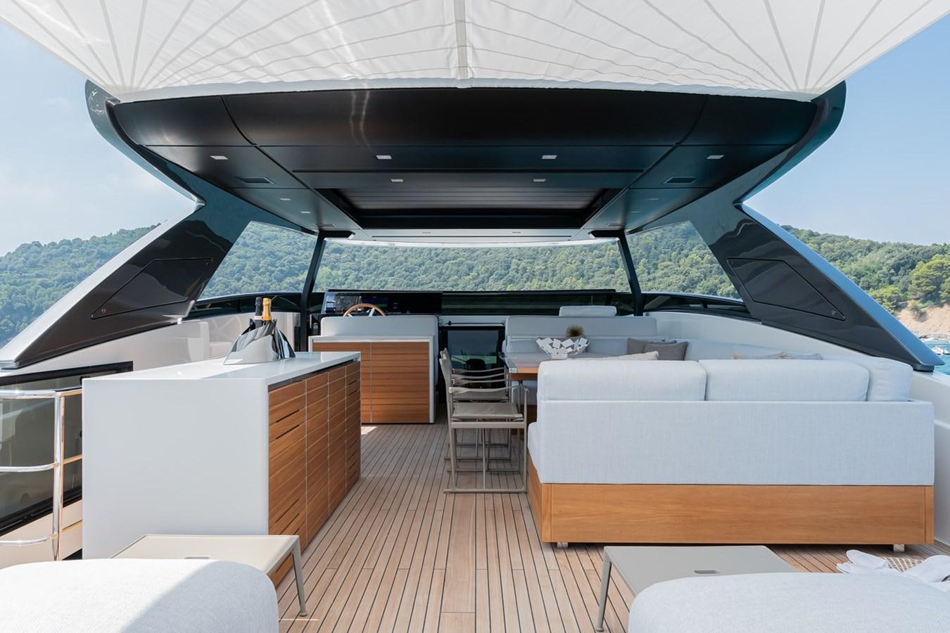 a room with a large roof aboard #813 - SANLORENZO SL90A Yacht for Sale