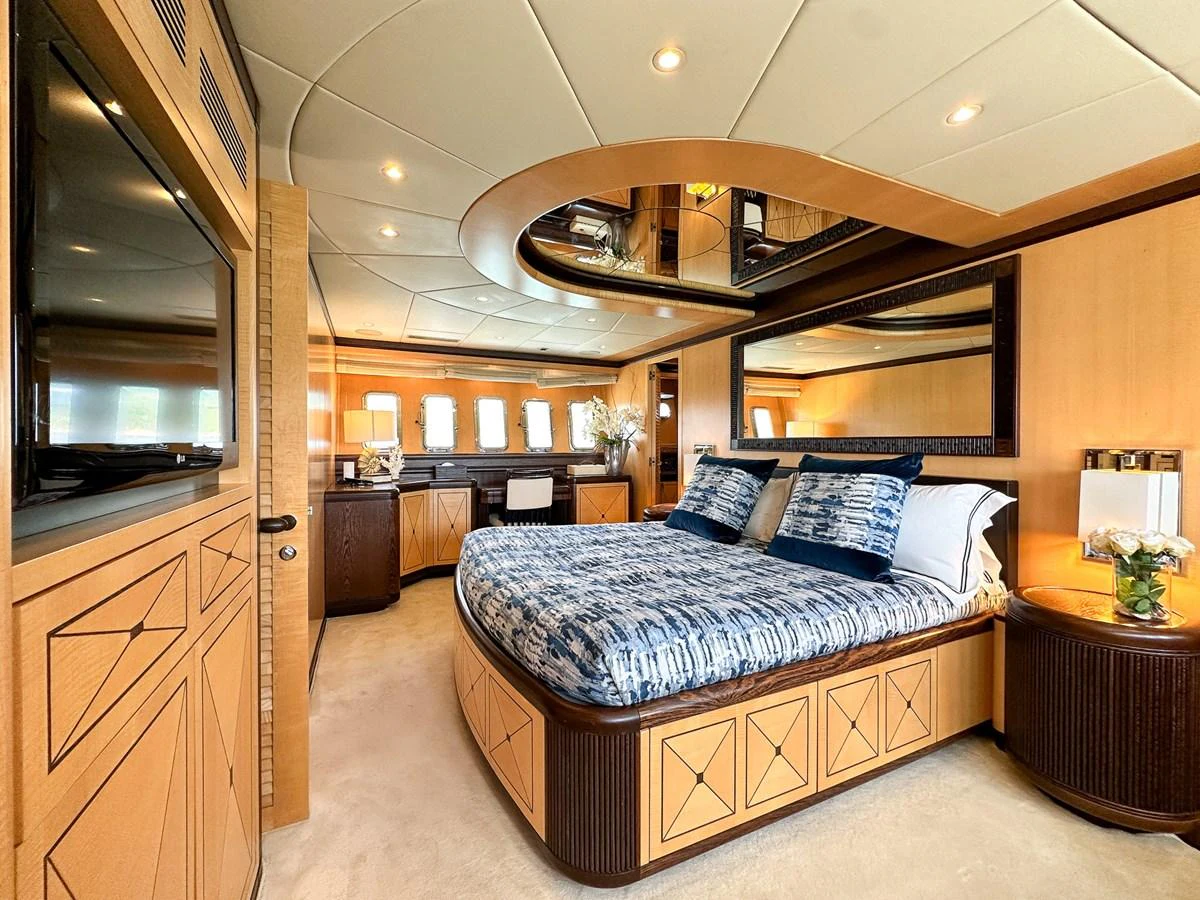 a large bedroom with a large bed aboard BEAR MARKET Yacht for Sale