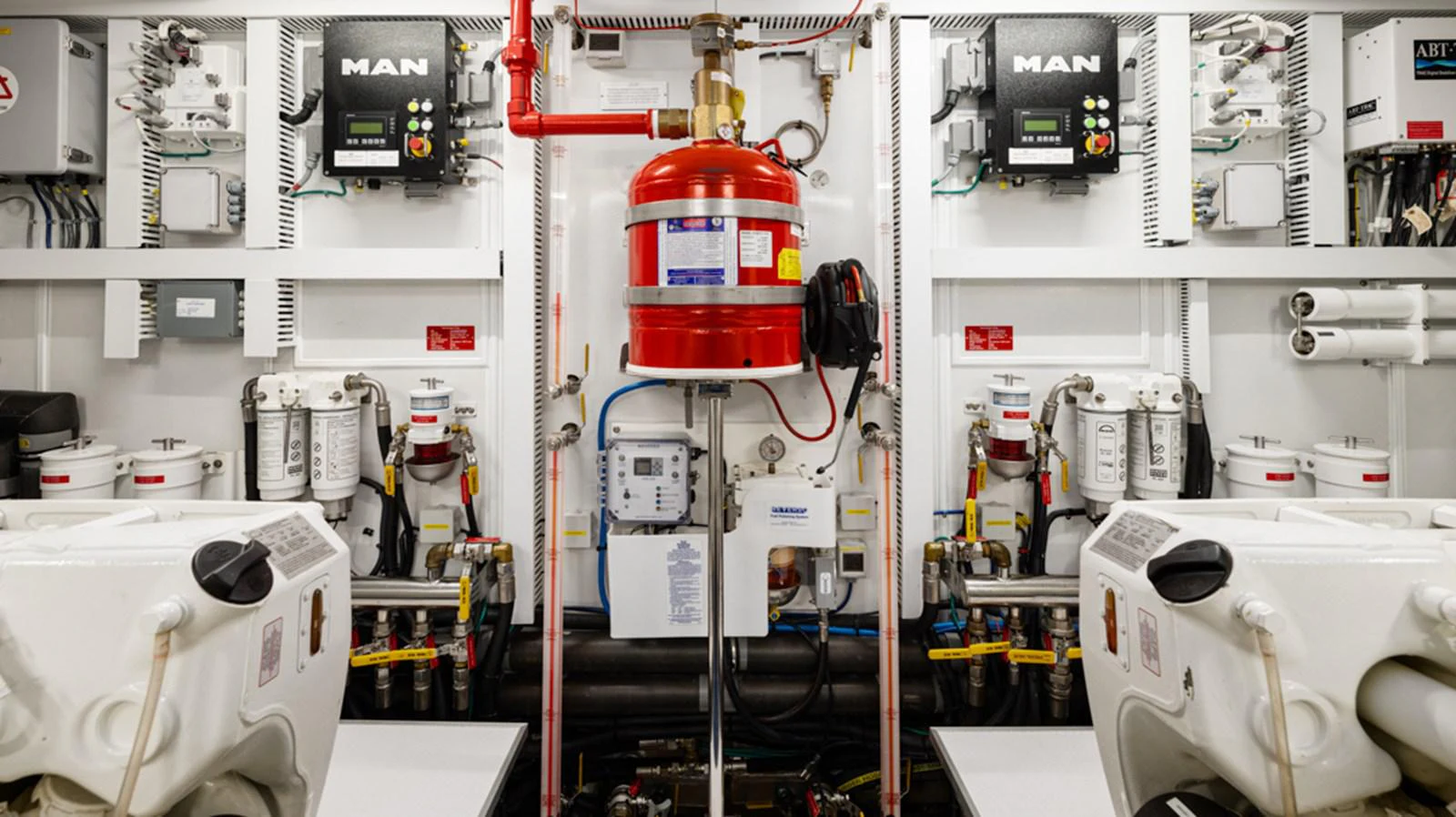 a machine in a room aboard 90 HORIZON Yacht for Sale