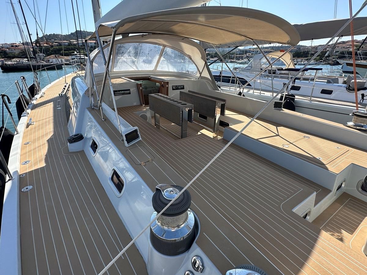 the cockpit of a plane aboard REGINA Yacht for Sale