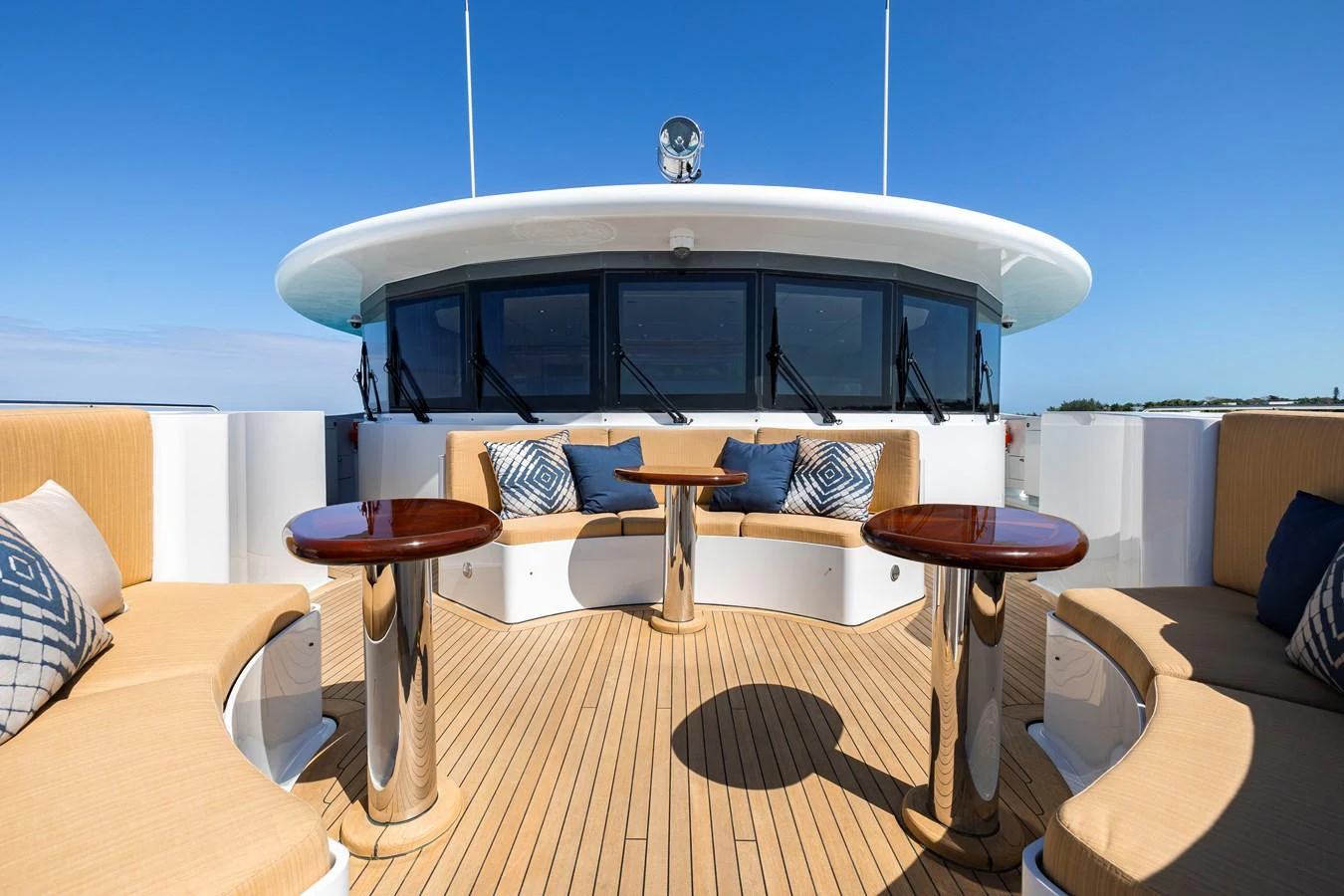 a living room with a large white tent aboard ELIS ET MAR Yacht for Sale