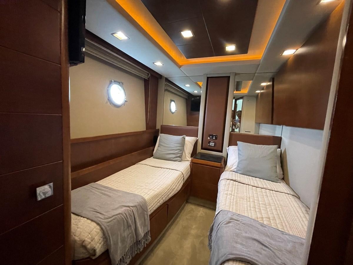 a room with two beds aboard 2008 AZIMUT 75 FLY @ IXTAPA ZIHUATANEJO Yacht for Sale