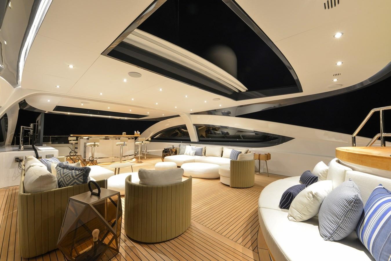a room with a large white ceiling aboard MINE GAMES Yacht for Sale