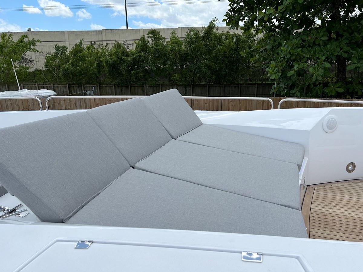 a white rectangular object on a white surface aboard GBXSK04137L607 Yacht for Sale