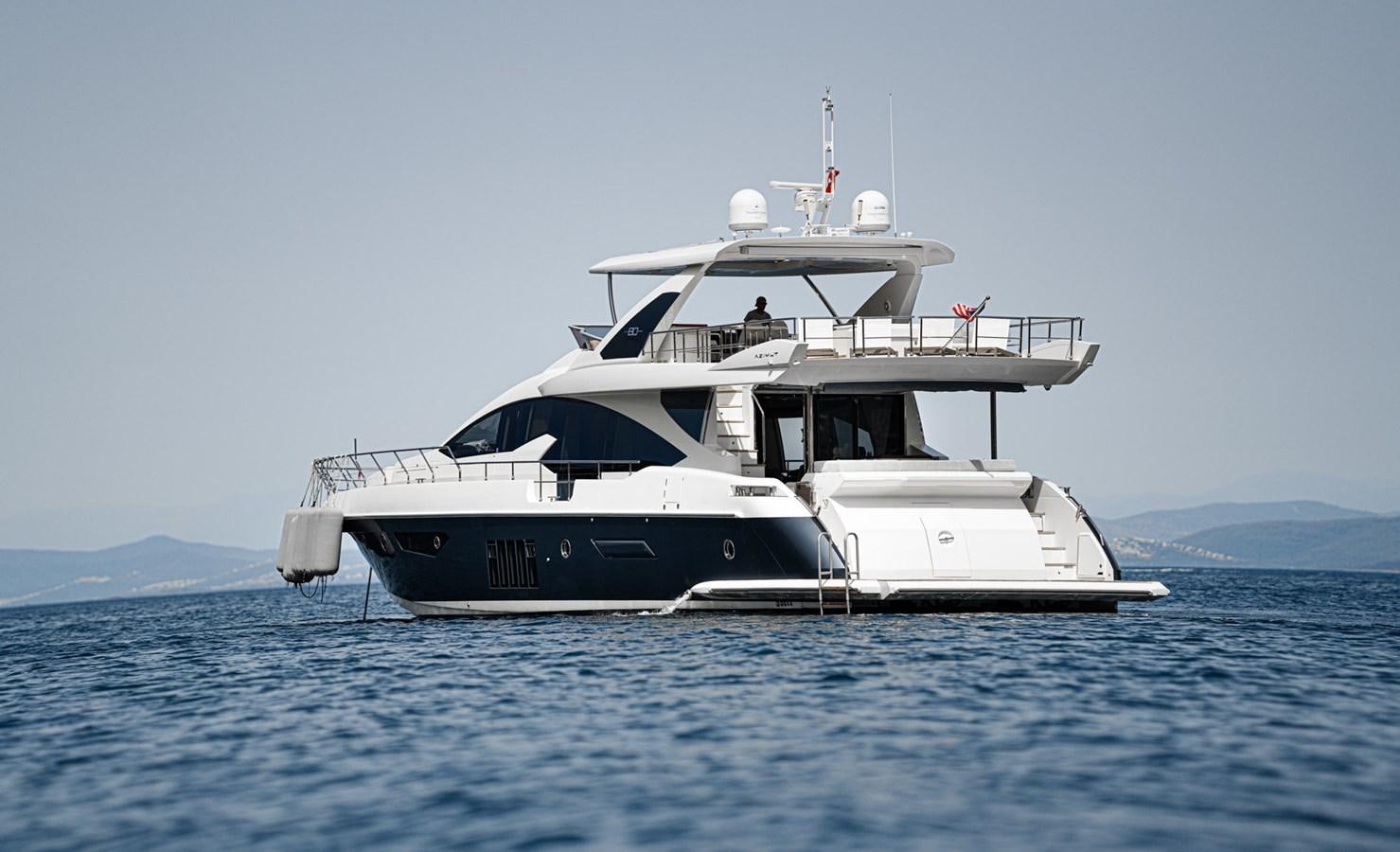 a boat in the water aboard AZIMUT 88 DELETE Yacht for Sale