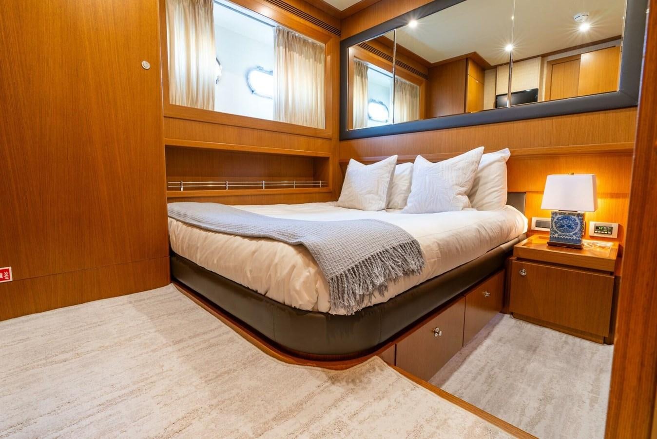 a bed in a room aboard ALTURA 840 Yacht for Sale