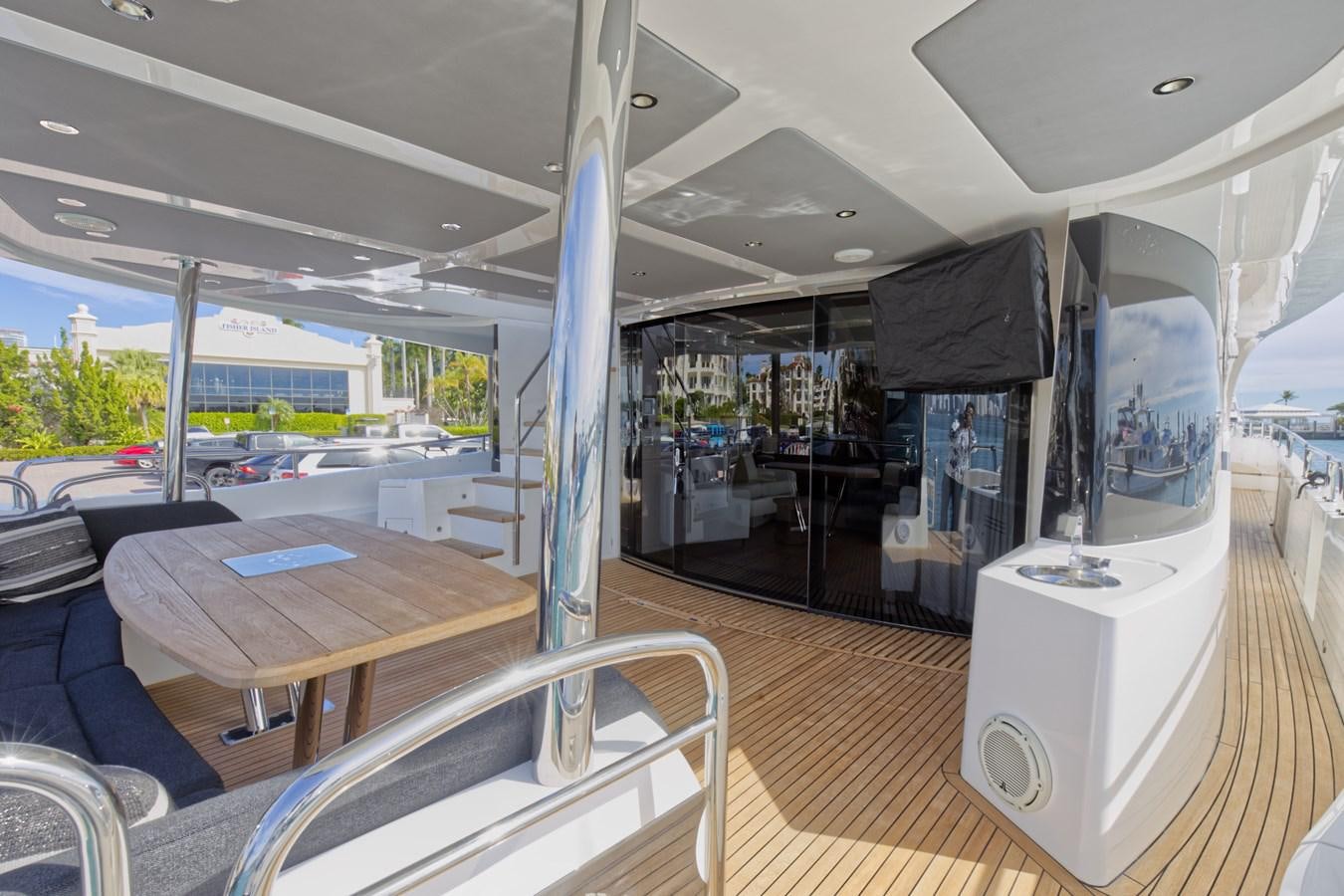 inside of a car aboard XSK06864H718 Yacht for Sale