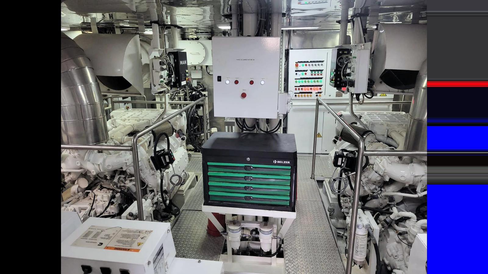 a machine in a room aboard 2024 INACE EXPLORA 115 Yacht for Sale