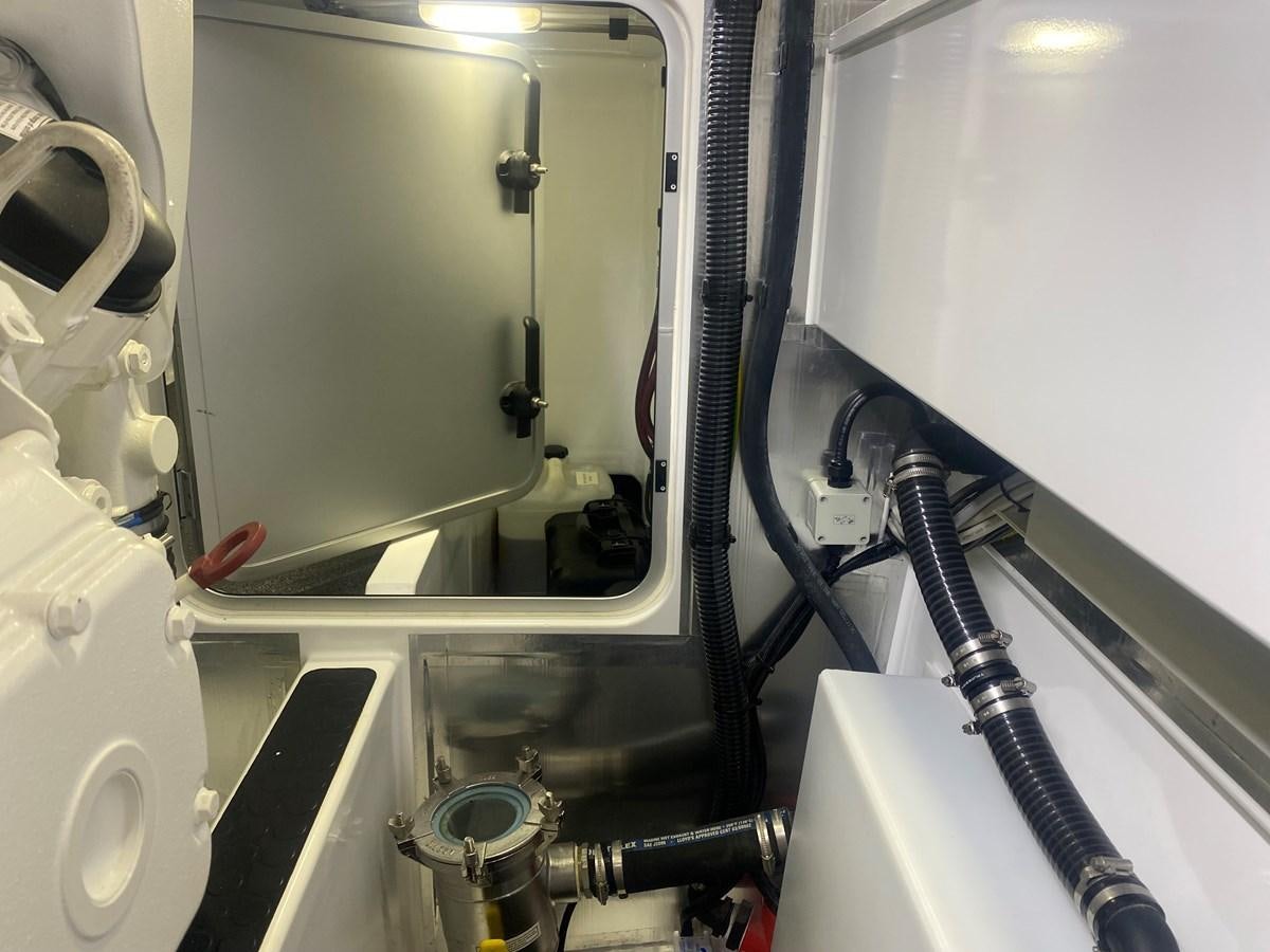 a machine with a large round hole aboard THE KEYS Yacht for Sale