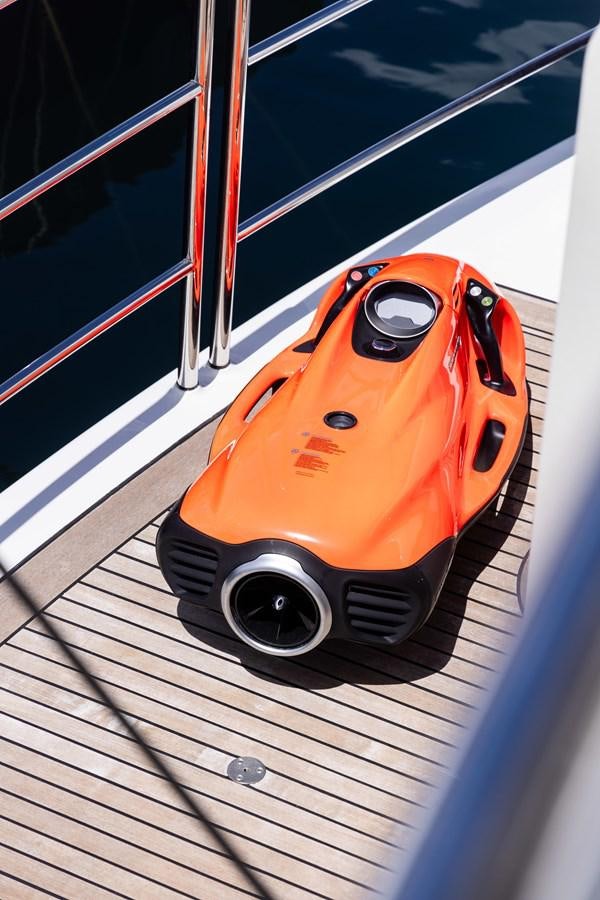 a car with its front facing the camera aboard JASMINE LUNA Yacht for Sale