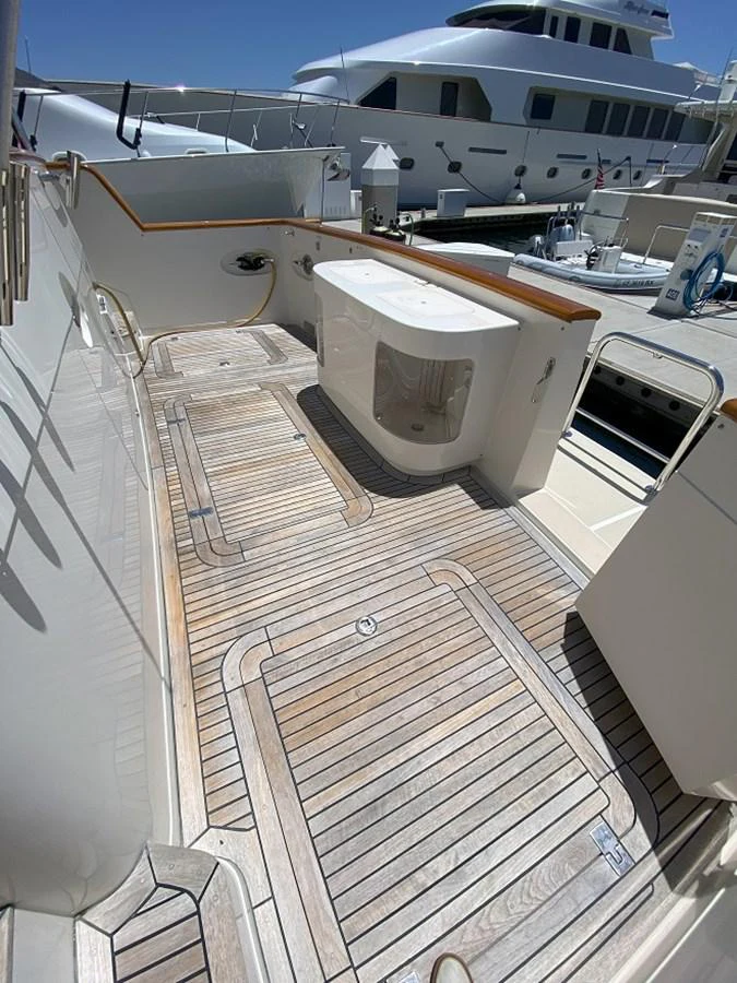 diagram, engineering drawing aboard TEMPUS FUGIT II Yacht for Sale