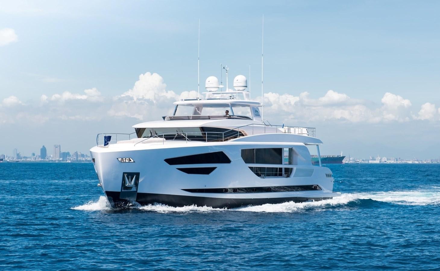 a white boat on the water aboard HORIZON Yacht for Sale