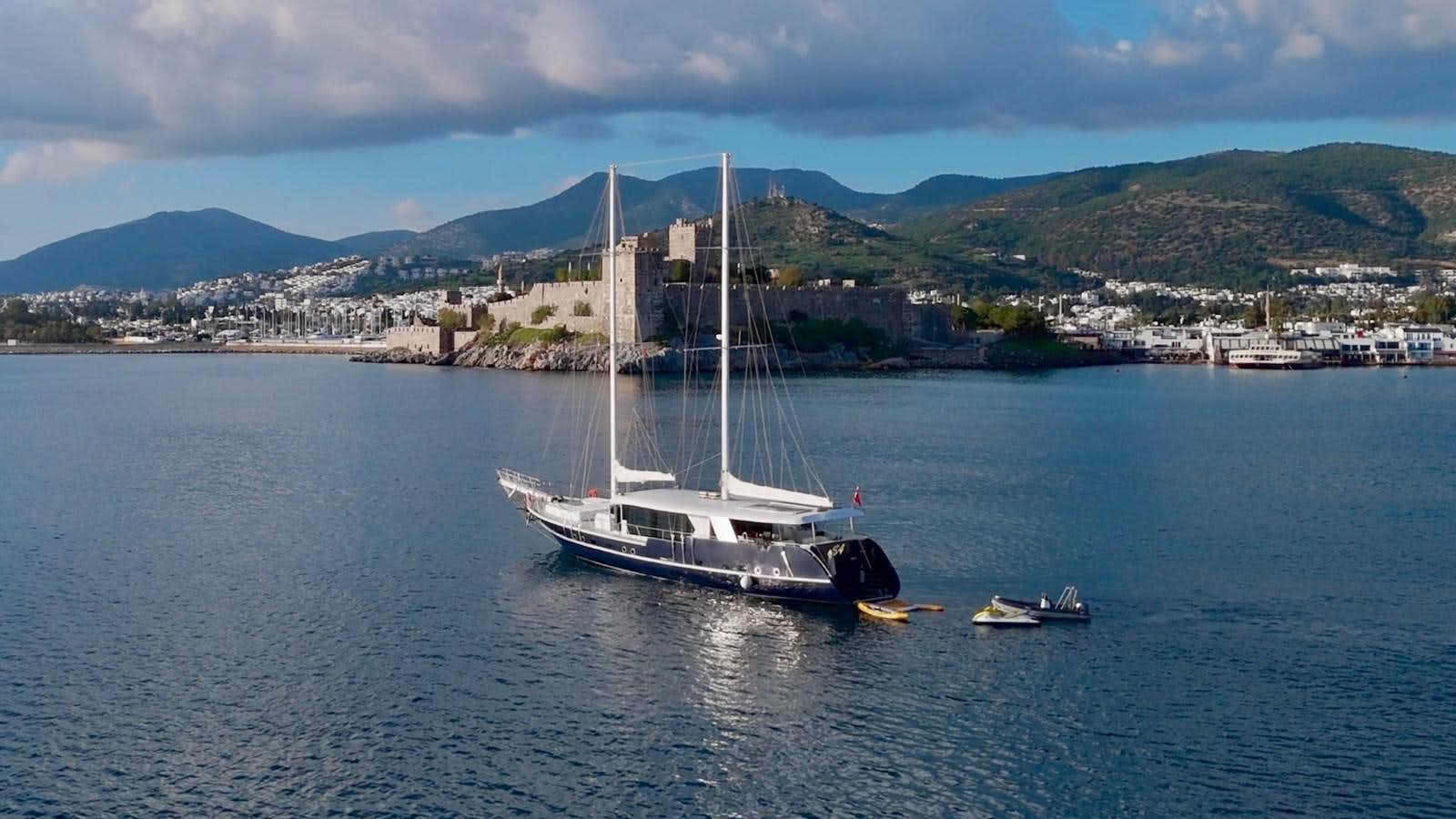 Custom made motorsailer
Yacht for Sale