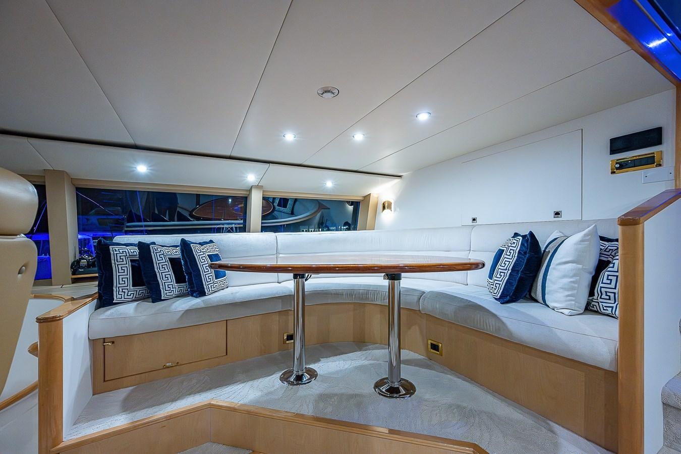 a bed with a desk and a desk aboard WIRE WE HERE Yacht for Sale