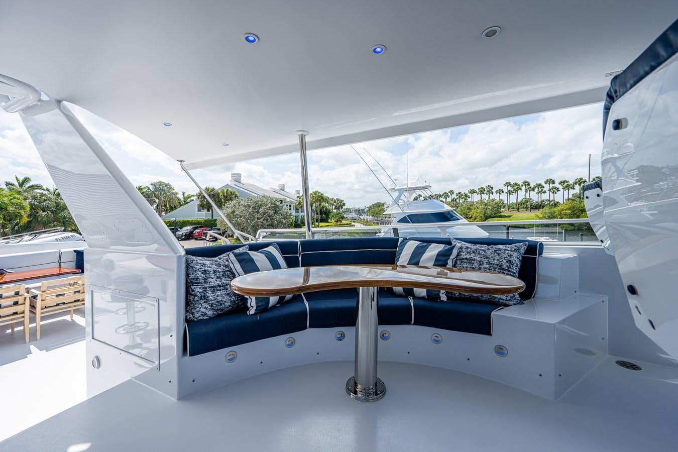 a pool table with a pool table aboard WIRE WE HERE Yacht for Sale