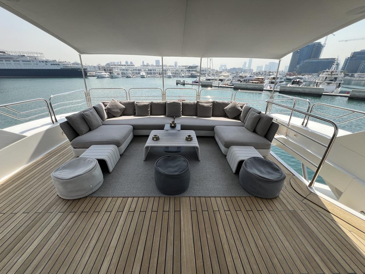 a living room with a large boat aboard 2007 SUNSEEKER 37M Yacht for Sale