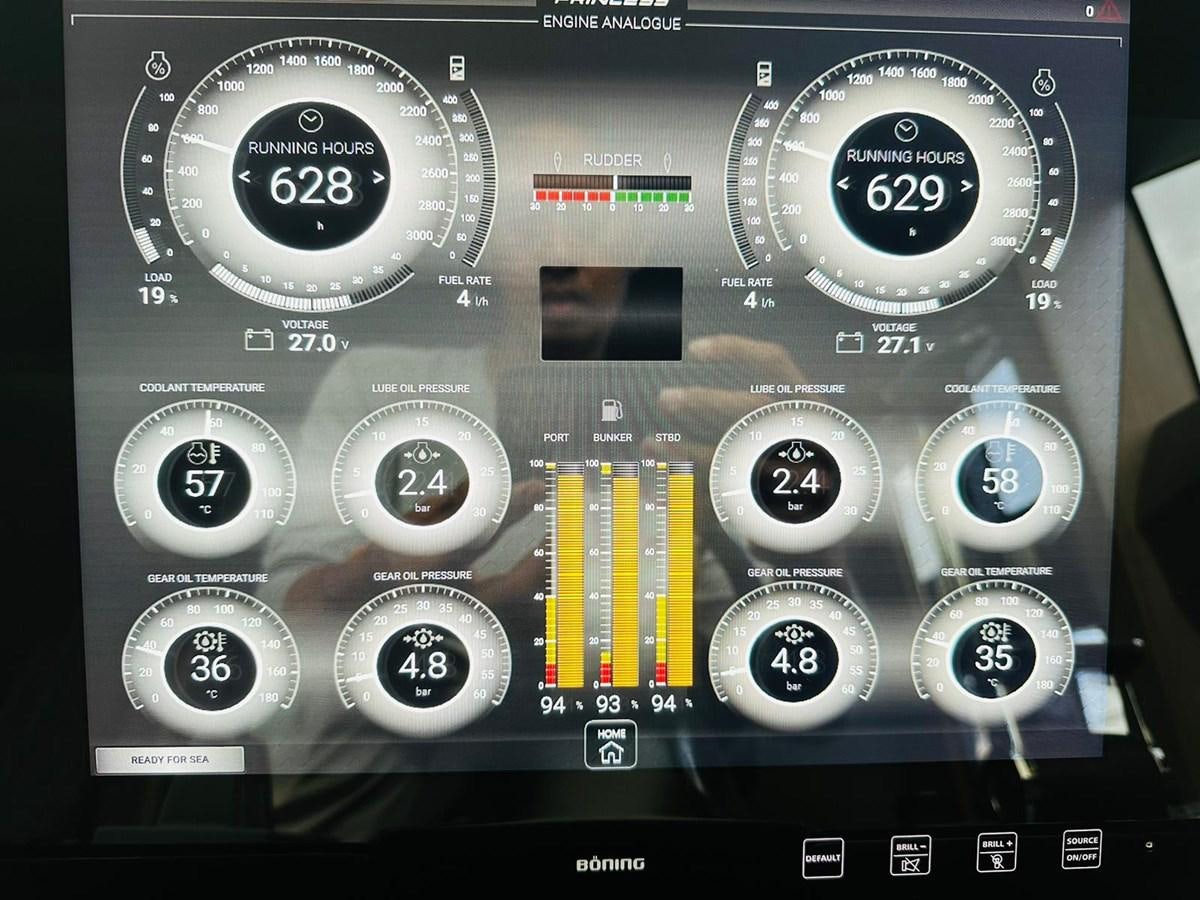 graphical user interface, application aboard LORP Yacht for Sale