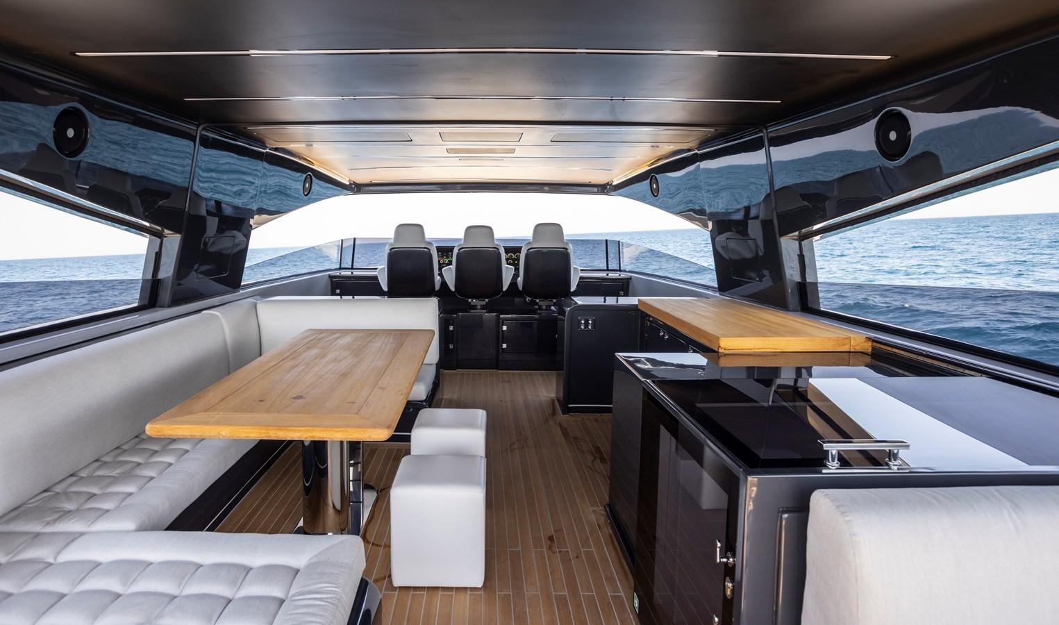 inside of a boat aboard S07 SPIDER Yacht for Sale