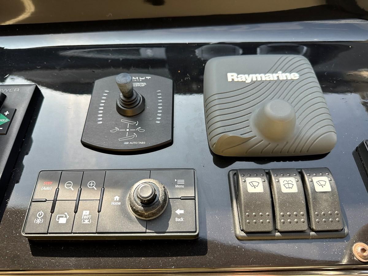 a close-up of a radio aboard SLINGSHOT Yacht for Sale