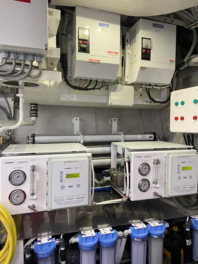 a machine with several dials aboard BUCKPASSER Yacht for Sale