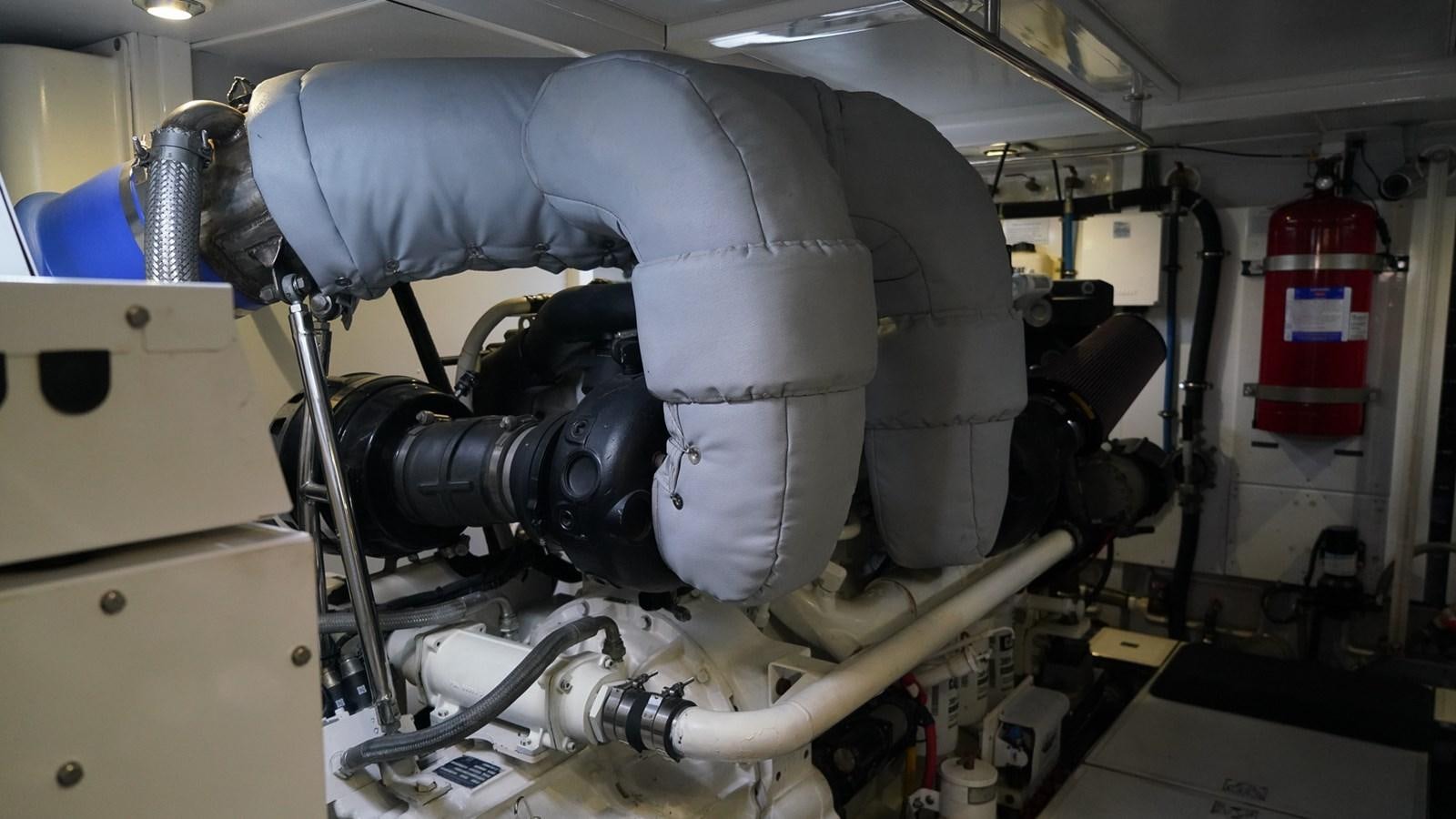 a machine with a large metal pipe aboard CAVALLINO III Yacht for Sale