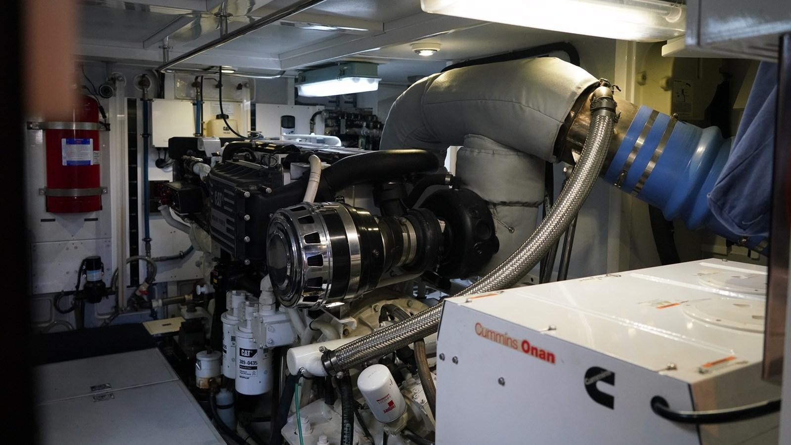 a machine with a large metal pipe aboard CAVALLINO III Yacht for Sale