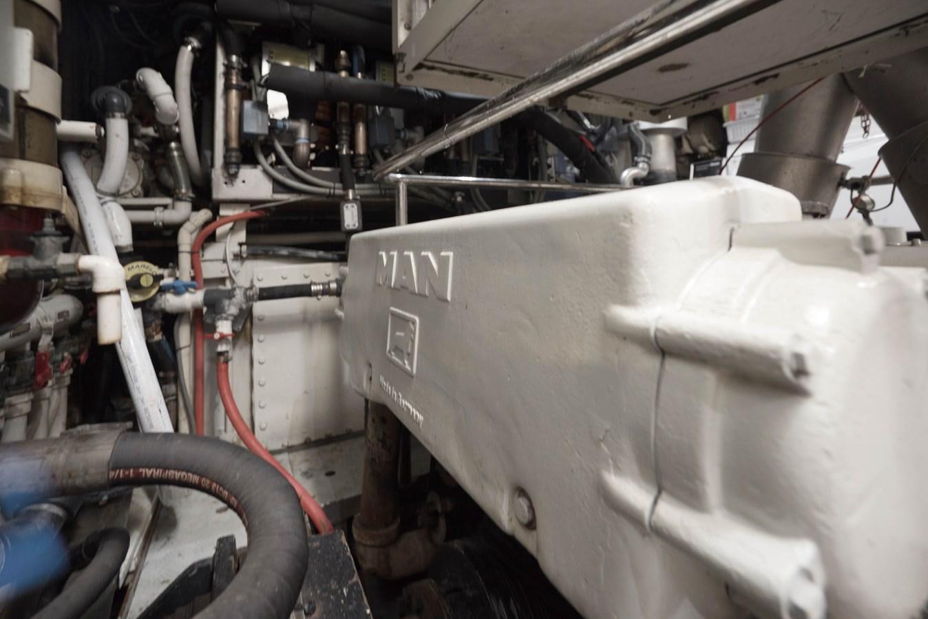 a machine with a large piece of metal aboard BLUE SYMPHONIE Yacht for Sale