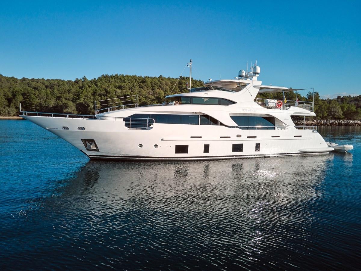a white yacht on the water aboard OCEAN DRIVE Yacht for Sale
