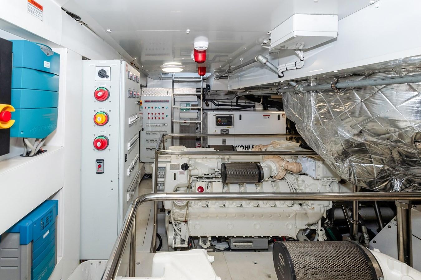 a machine in a room aboard AZIMUT GRANDE 26/25 Yacht for Sale