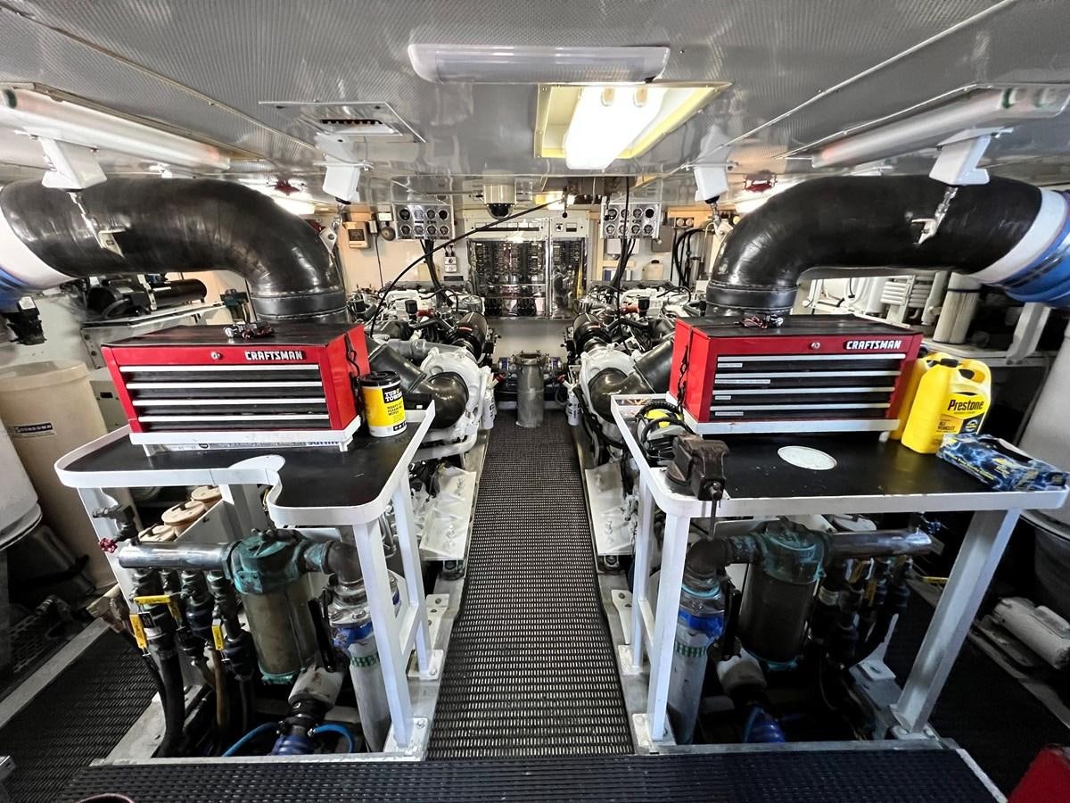 a room with machinery and machinery aboard 2001 BROWARD RAISED PILOTHOUSE MY Yacht for Sale