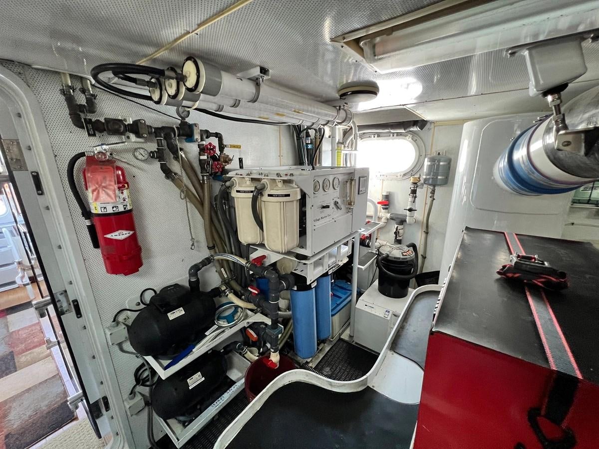 inside of a vehicle aboard 2001 BROWARD RAISED PILOTHOUSE MY Yacht for Sale