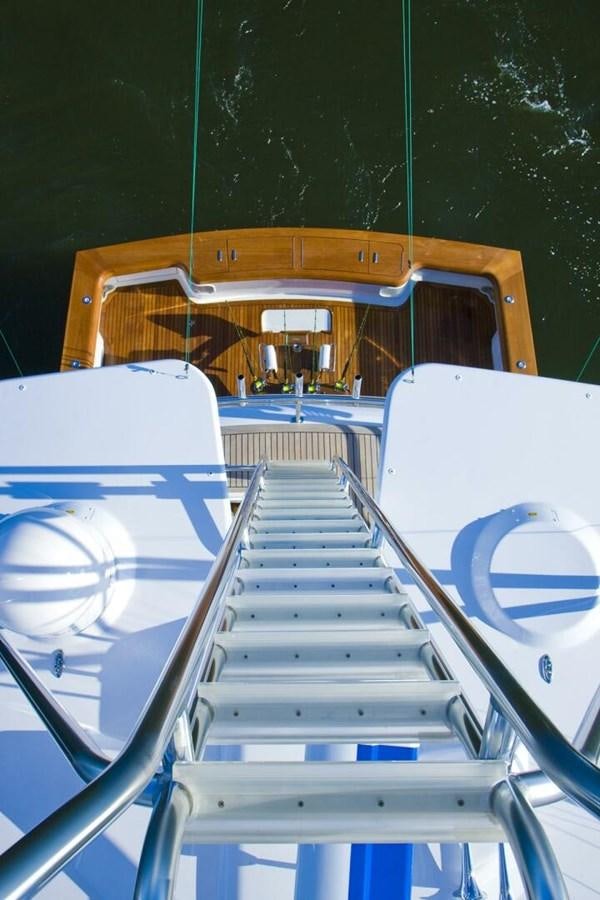 a boat with a green wall aboard ANN WARRICK Yacht for Sale