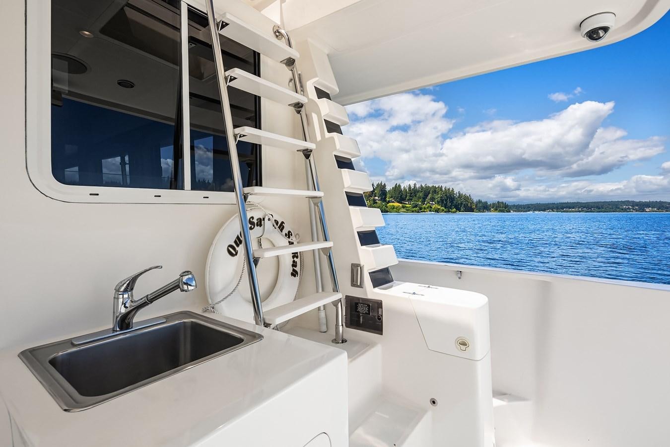 a sink and a ladder in a boat aboard QUE SA-RAH SA-RAH Yacht for Sale