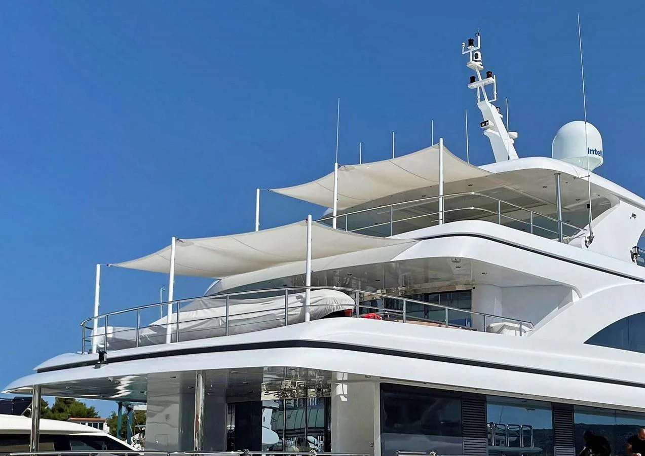 a building with a satellite dish aboard DOMENIKA Yacht for Sale