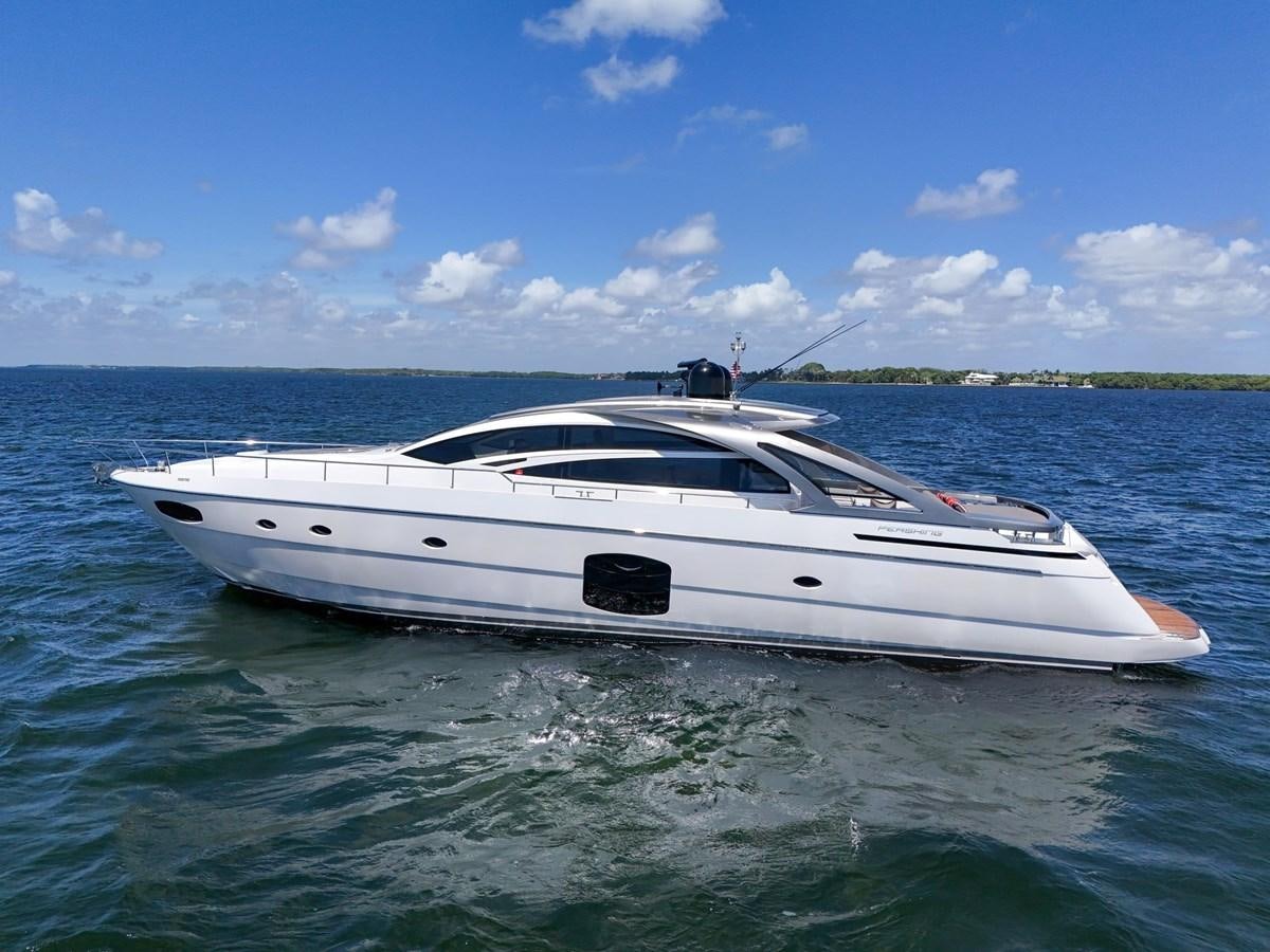 a white boat in the water aboard SANS SOUCI VIII Yacht for Sale
