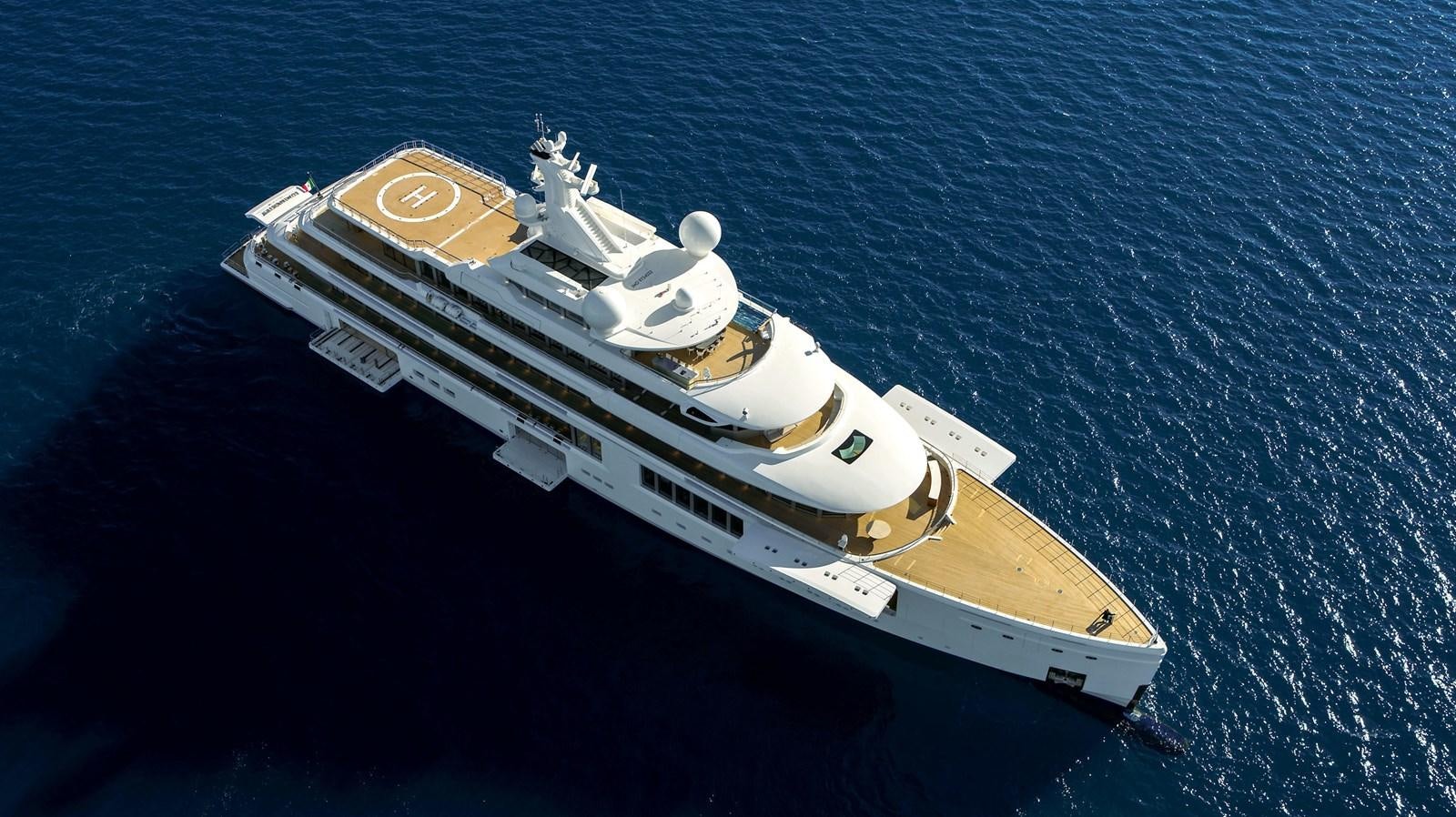 a space ship in the water aboard LUMINOSITY Yacht for Sale