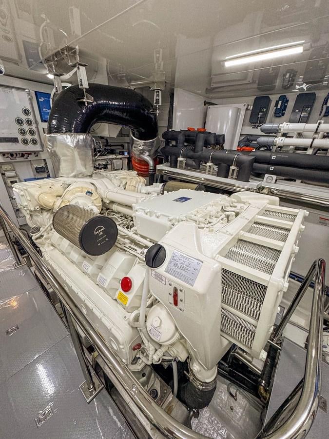 a machine with a large machine aboard OCEAN ALEXANDER 32L11 Yacht for Sale