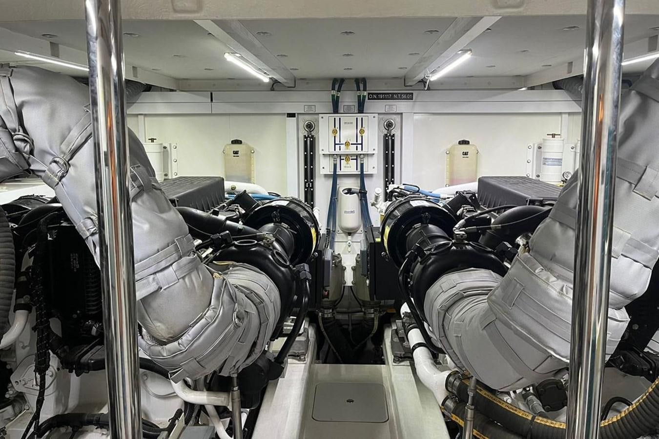 a room full of machines aboard FAIRLINE SQUADRON 78 2015 Yacht for Sale