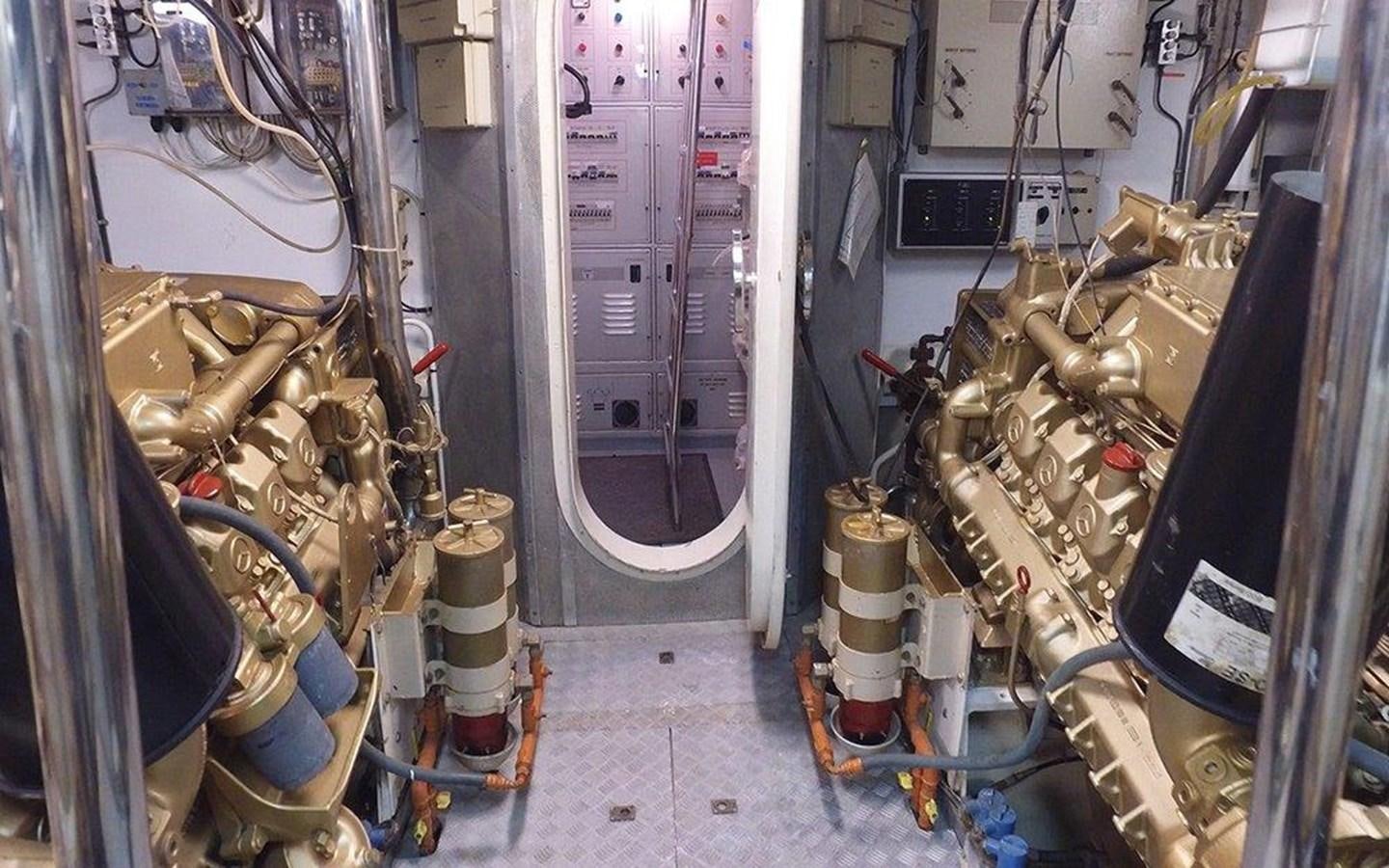 a room with machinery aboard PACIFIC PEARL Yacht for Sale