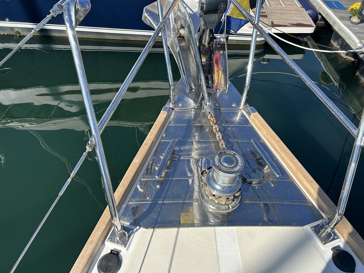 a close-up of a blue metal device aboard TRIUMPH Yacht for Sale