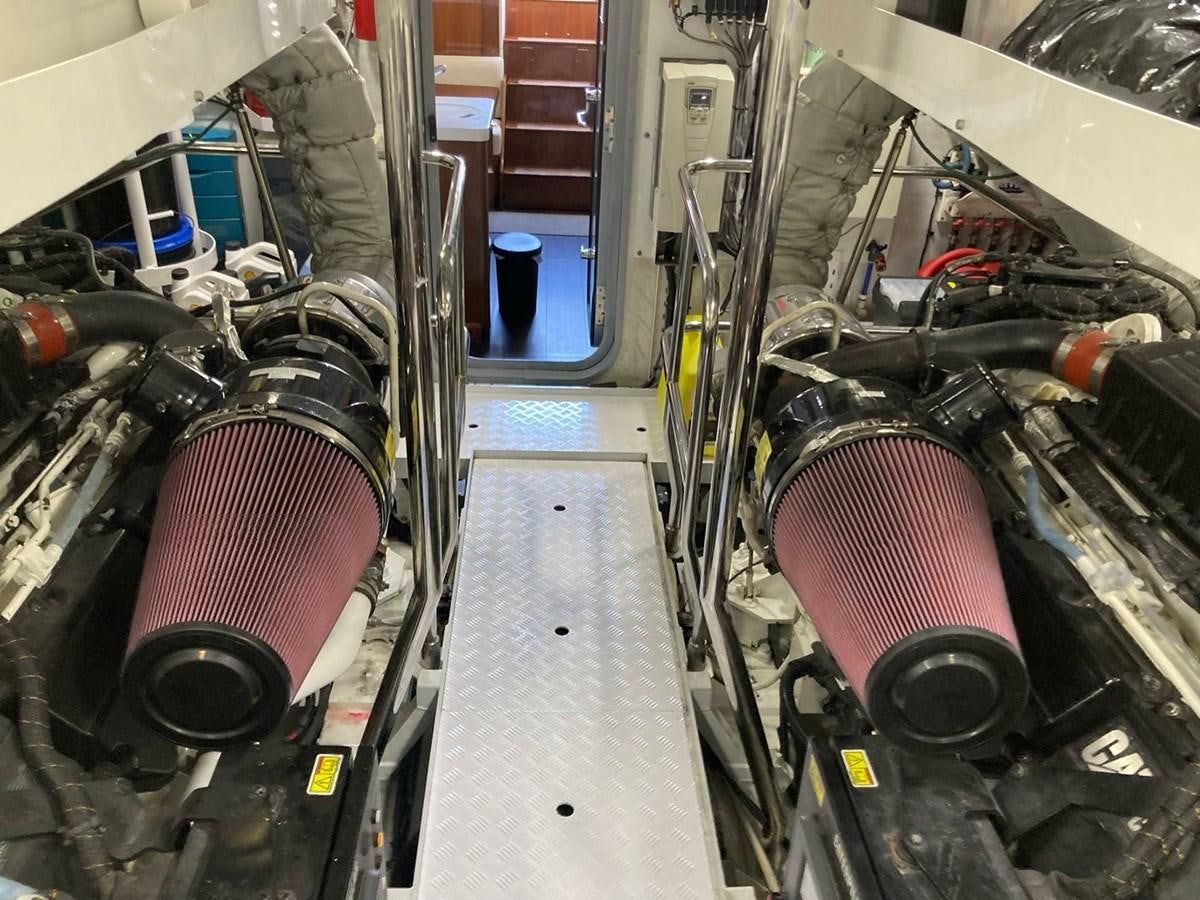 a machine with wires aboard ENTOURAGE Yacht for Sale