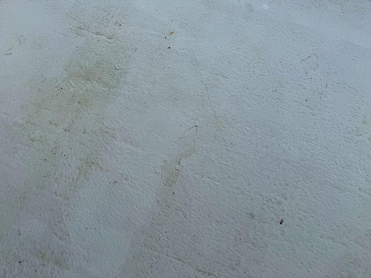 a drawing on a surface aboard 2012 MAJESTIC 16 X 75WB HOUSEBOAT NLSD Yacht for Sale