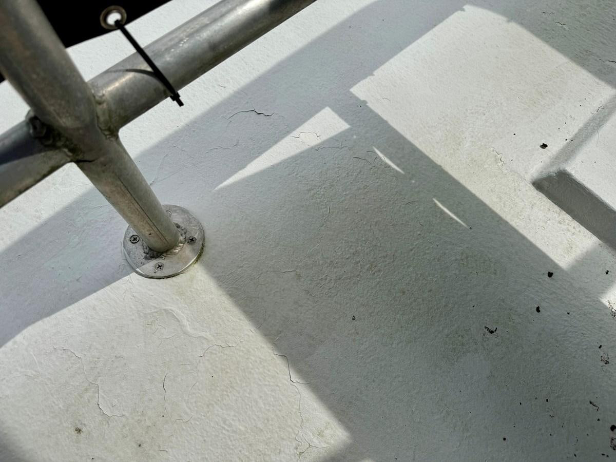 a metal pipe on a concrete surface aboard 2012 MAJESTIC 16 X 75WB HOUSEBOAT NLSD Yacht for Sale