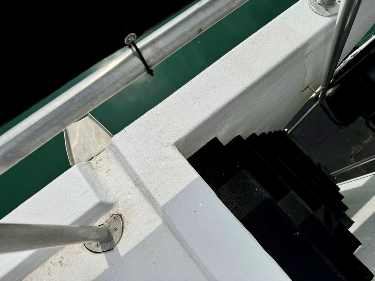 a close-up of a piano aboard 2012 MAJESTIC 16 X 75WB HOUSEBOAT NLSD Yacht for Sale