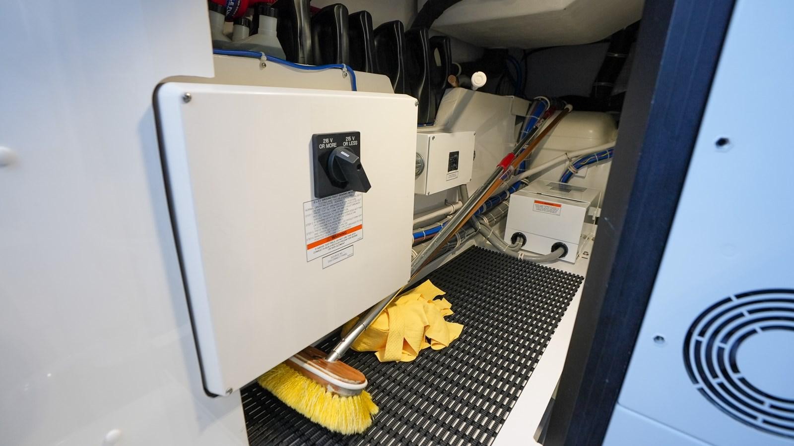 a machine with a yellow tape aboard GT 70 Yacht for Sale